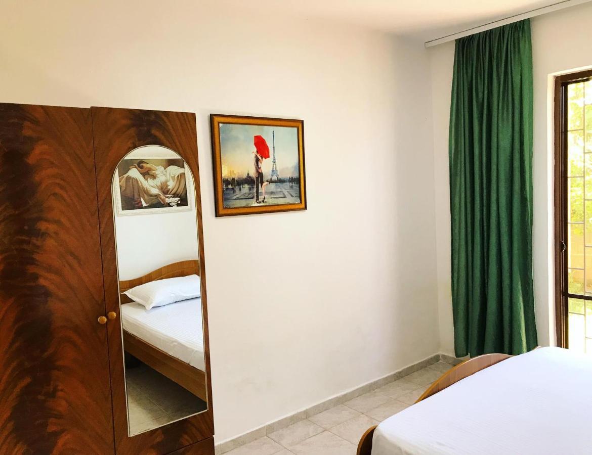 Vila Aliaj Luxury Apartment With 2 Rooms With Private Wonderful Terrace Durrës Zewnętrze zdjęcie