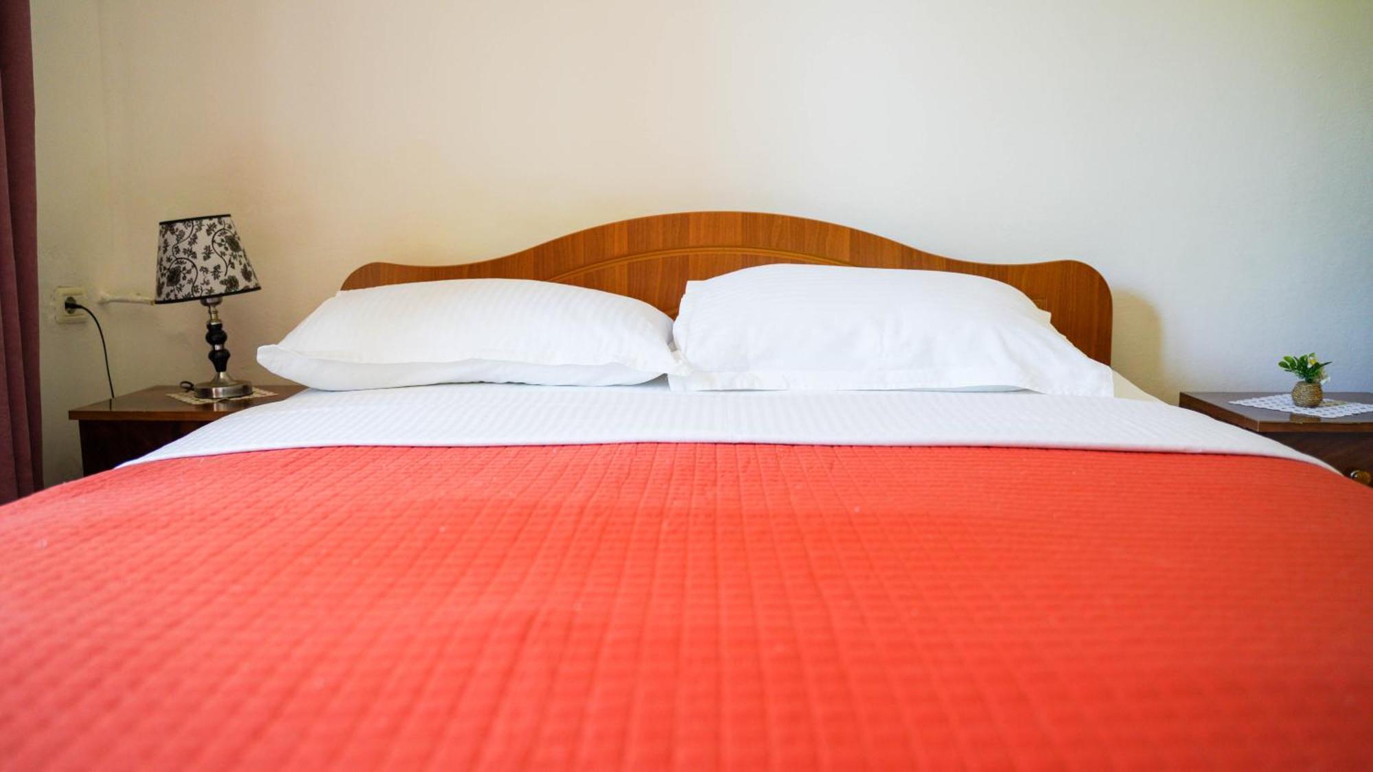 Vila Aliaj Luxury Apartment With 2 Rooms With Private Wonderful Terrace Durrës Zewnętrze zdjęcie