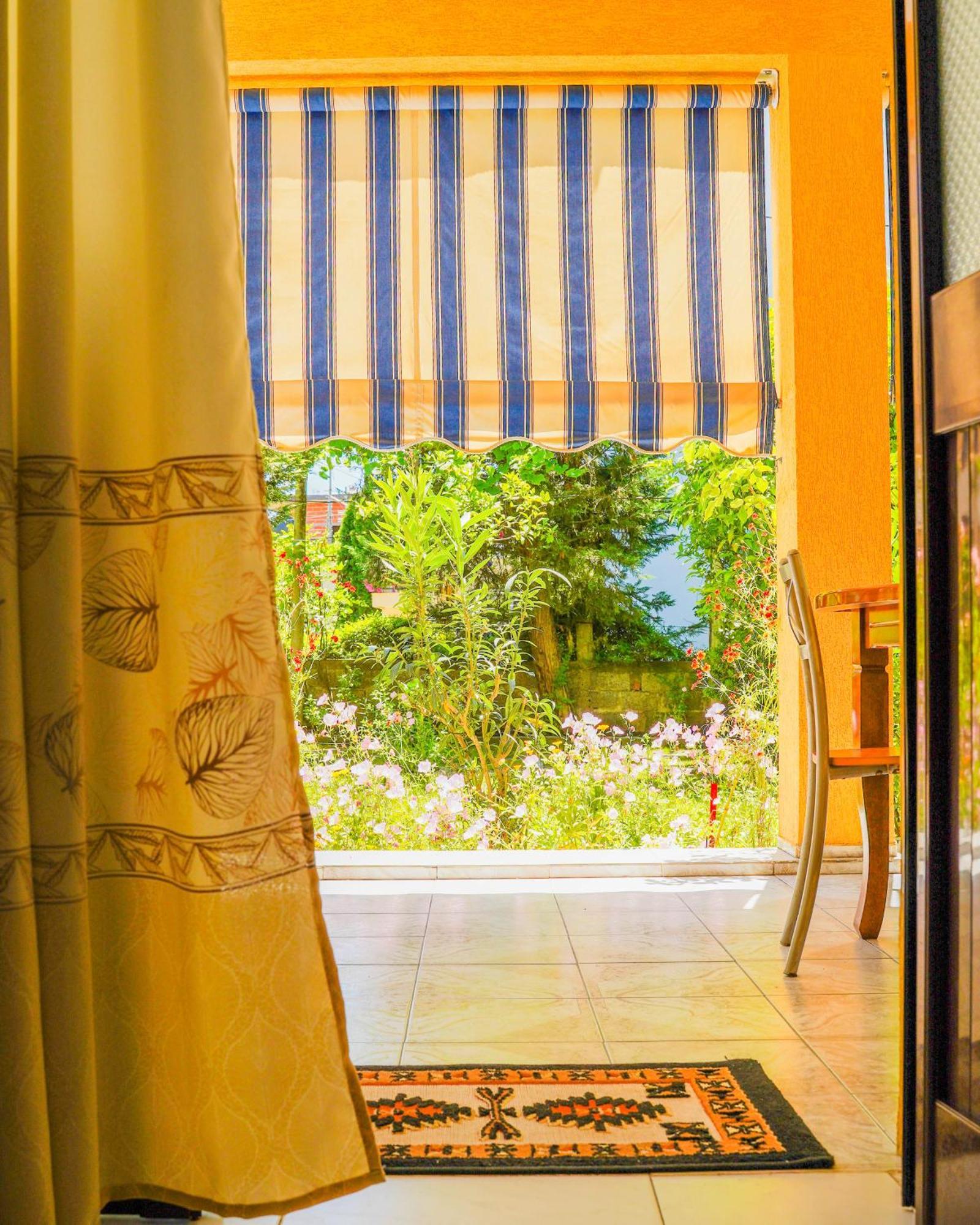 Vila Aliaj Luxury Apartment With 2 Rooms With Private Wonderful Terrace Durrës Zewnętrze zdjęcie