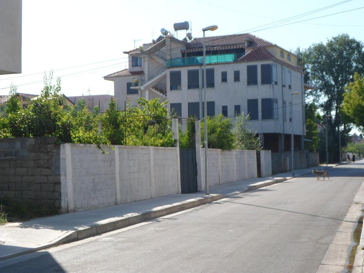 Vila Aliaj Luxury Apartment With 2 Rooms With Private Wonderful Terrace Durrës Zewnętrze zdjęcie